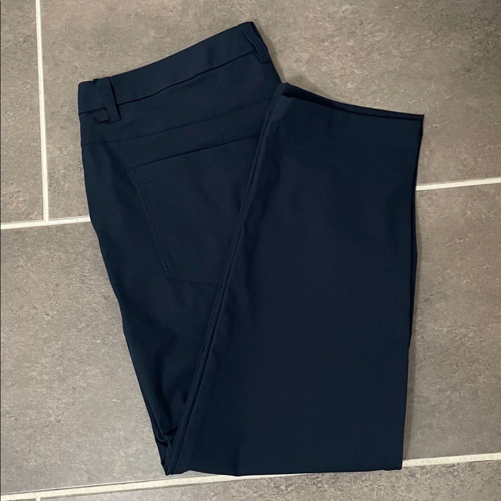 Lululemon ABC Classic-Fit Pant size 34X27
Warpstreme